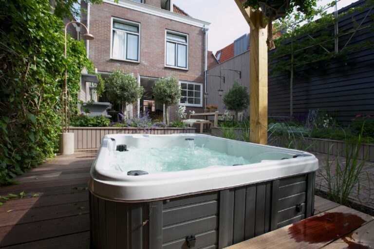 Jos Bouwhuis Tuinen | Luxe en moderne stadstuin