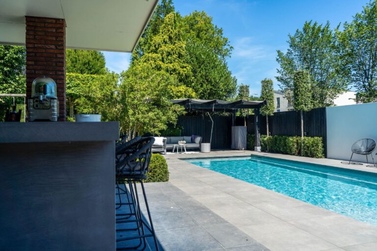 Jos Bouwhuis Tuinen | Moderne en luxe tuin